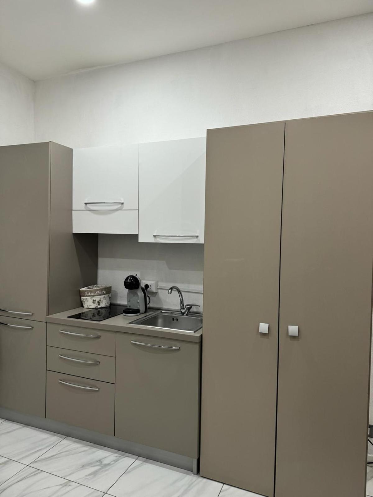 Apartament Toledo Terminal Center Neapol Zewnętrze zdjęcie